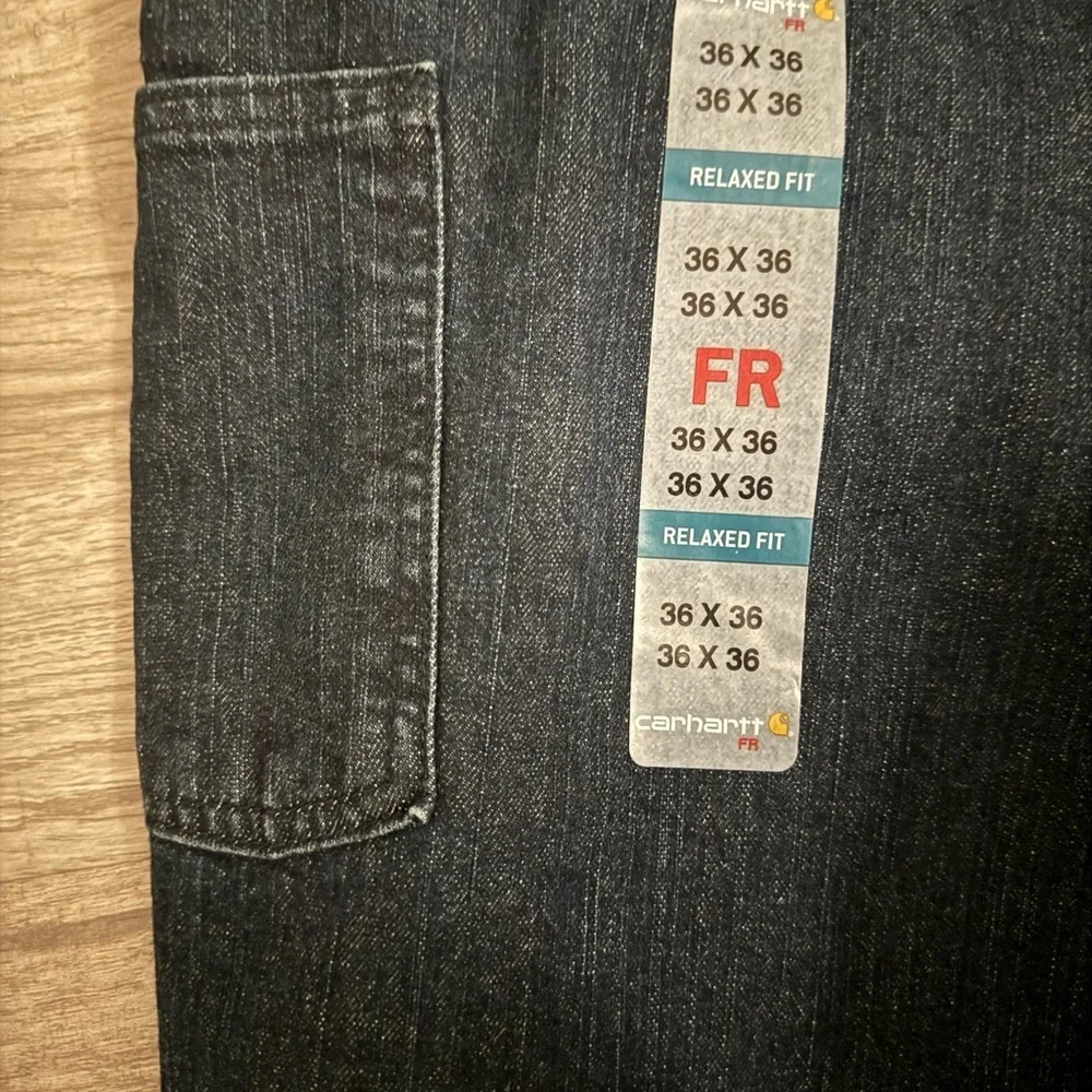 NWT 2018 Carhartt Men's Relaxed Fit Five Pocket Jeans